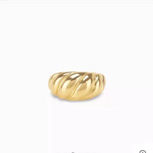 Load image into Gallery viewer, Essential 18K Gold Plated Ring