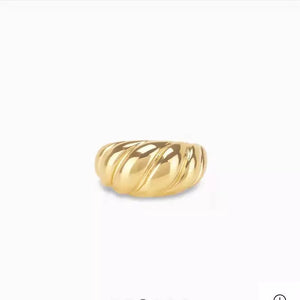 Essential 18K Gold Plated Ring