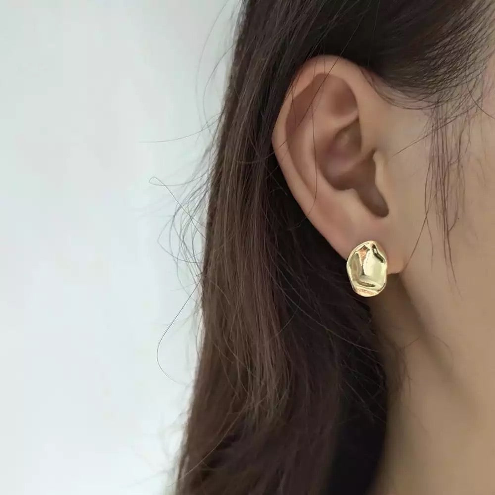 Mona Gold Earrings