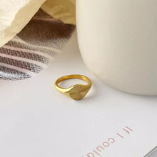 Load image into Gallery viewer, Sunshine Signet Stainless Steel Ring