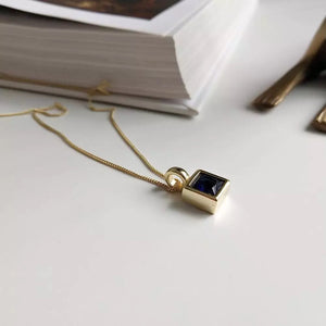 Thebes Stone Necklace 18K Gold Plated