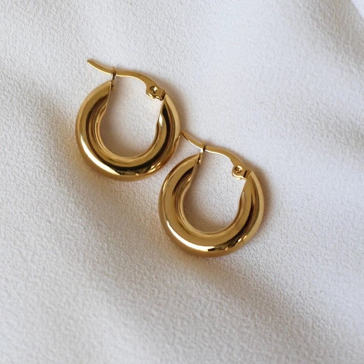 Hollow Hoop Earrings 18K Gold Plated